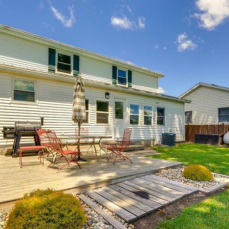 Howe Retreat With Fire Pit And Private Boat Dock! Екстериор снимка
